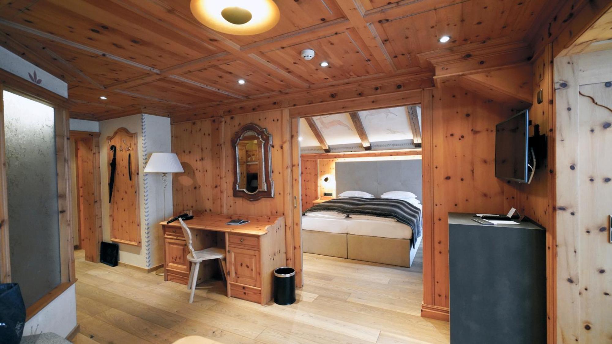 Sport- Und Genusshotel Silvretta อิสชเกิล ภายนอก รูปภาพ
