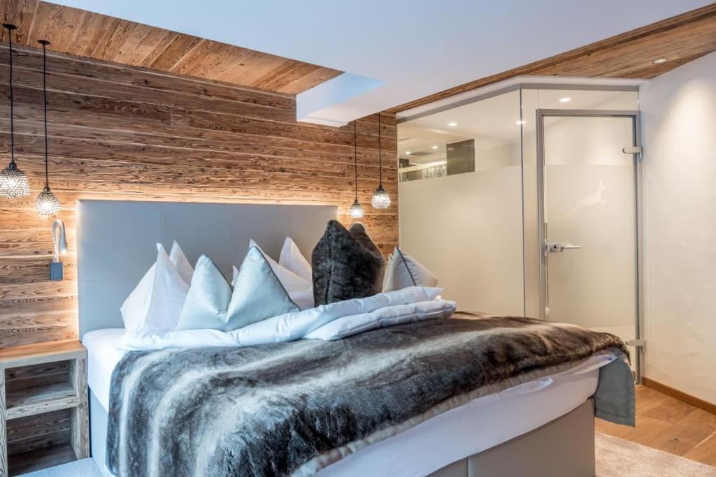 Sport- Und Genusshotel Silvretta อิสชเกิล ภายนอก รูปภาพ