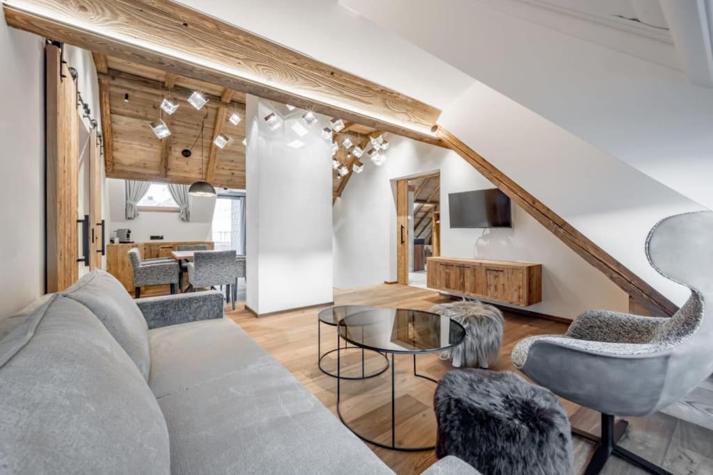 Sport- Und Genusshotel Silvretta อิสชเกิล ภายนอก รูปภาพ
