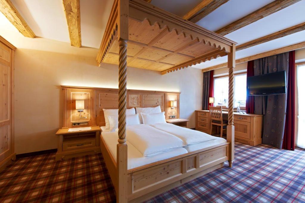 Sport- Und Genusshotel Silvretta อิสชเกิล ภายนอก รูปภาพ